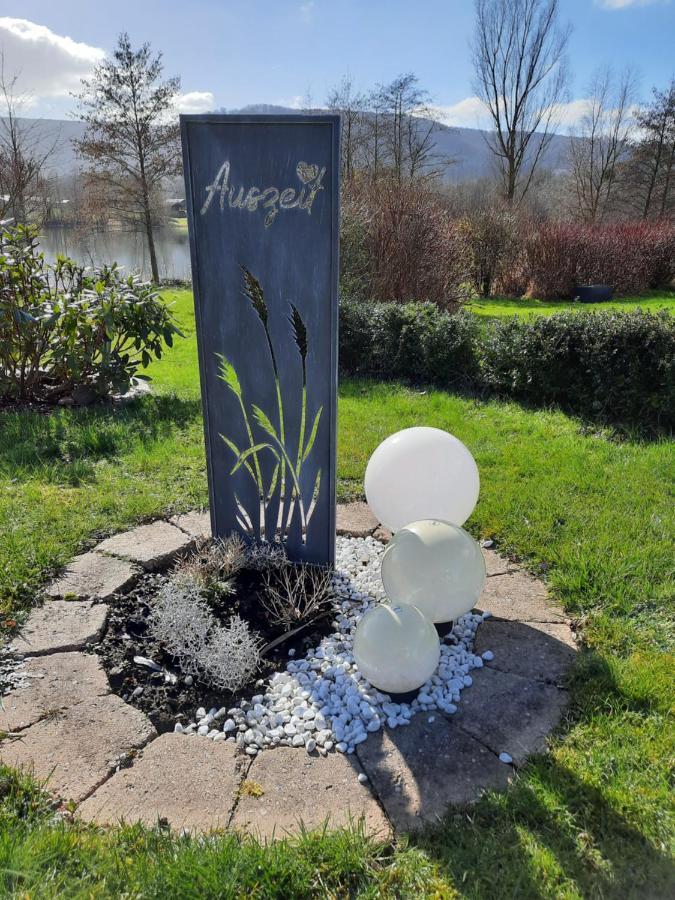Ferienhaus Am Weserberglandsee Lauenforde Exteriör bild