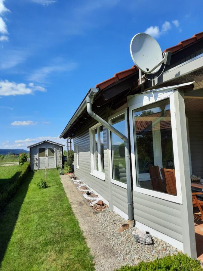 Ferienhaus Am Weserberglandsee Lauenforde Exteriör bild