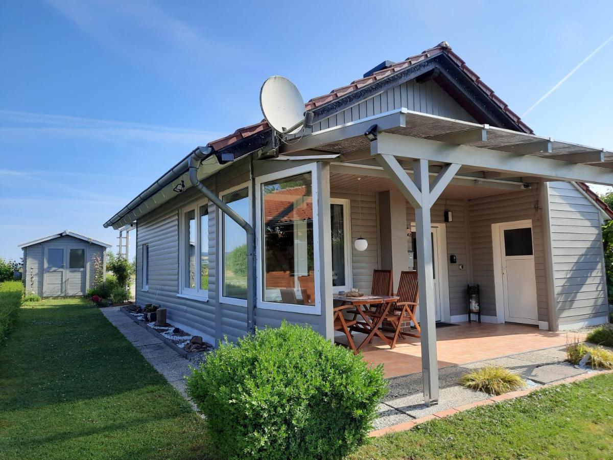 Ferienhaus Am Weserberglandsee Lauenforde Exteriör bild