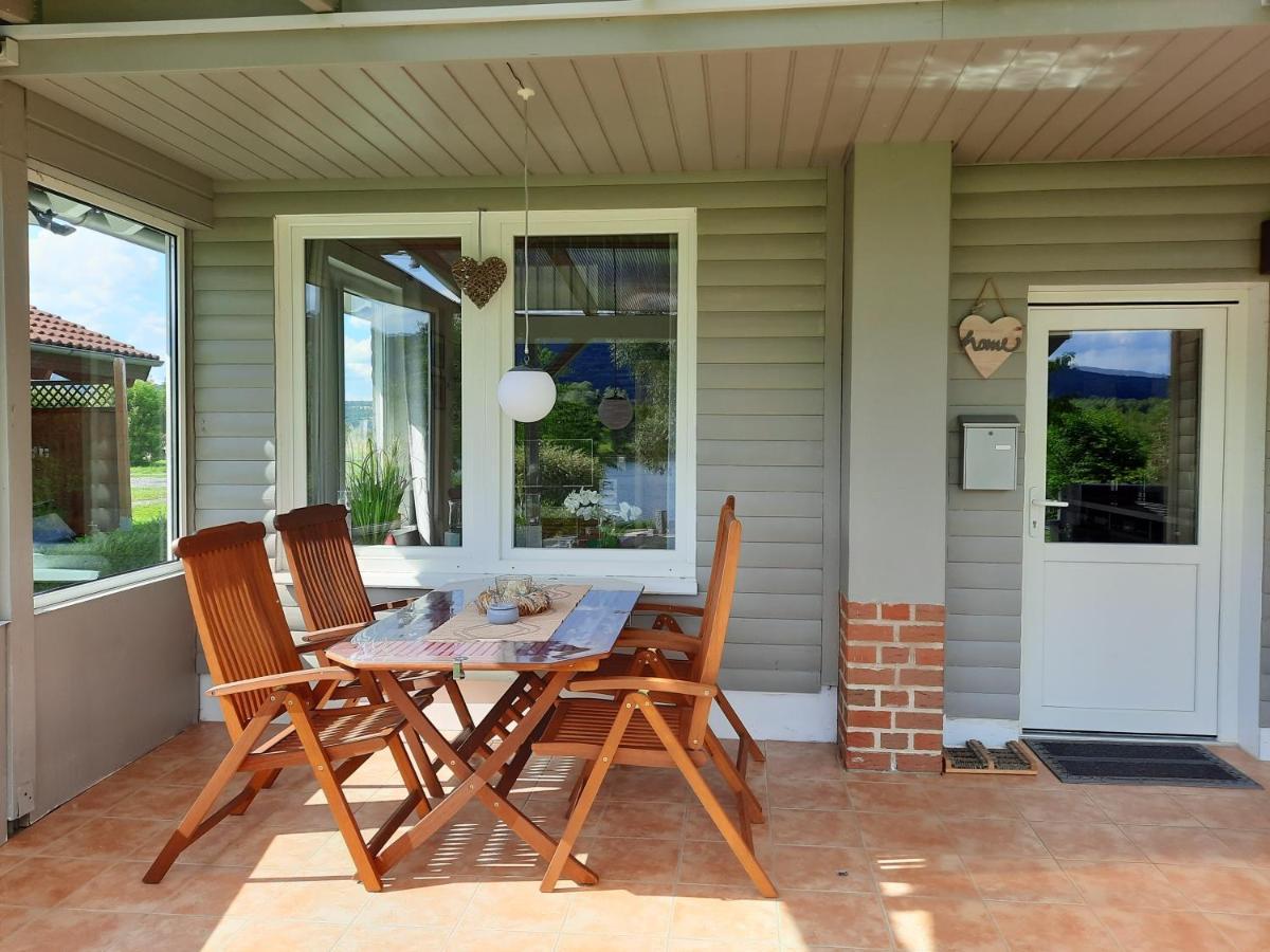Ferienhaus Am Weserberglandsee Lauenforde Exteriör bild